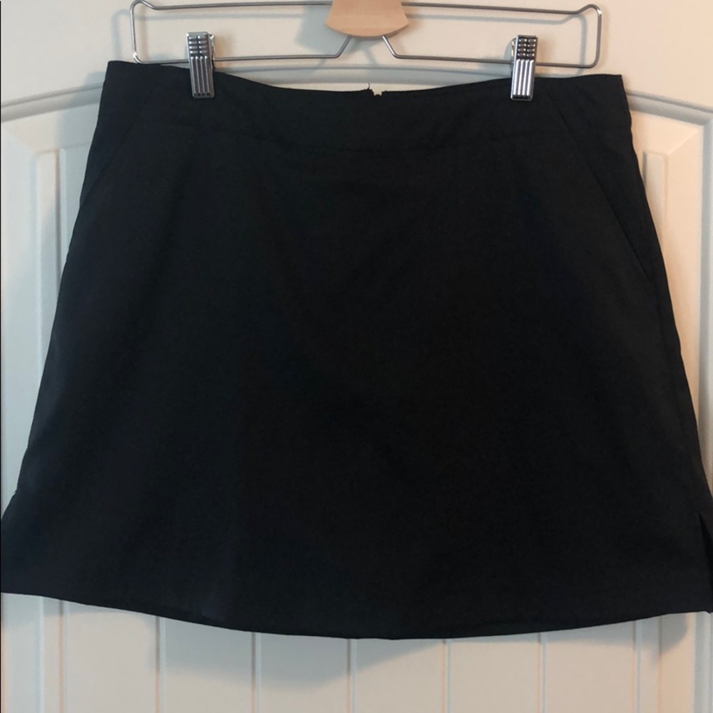 Lady Hagen gold skort.